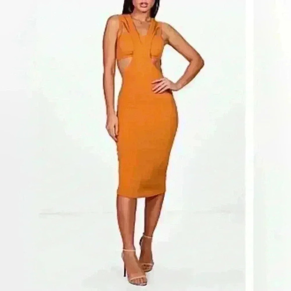 Boohoo Antonette Cut Out Detail Midi Dress (515) - Picture 1 of 11